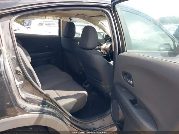 3CZRU6H3XKG708925 2019 HONDA HR-V - Image 8