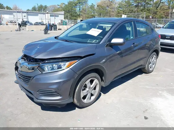 3CZRU6H3XKG718144 2019 HONDA HR-V - Image 2