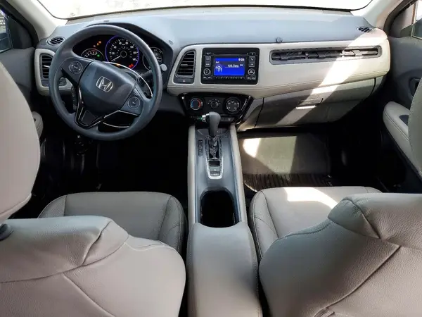 3CZRU6H3XKG720413 2019 HONDA HR-V - Image 8