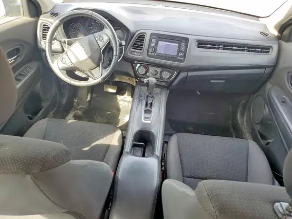 3CZRU6H3XKG721027 2019 HONDA HR-V - Image 8