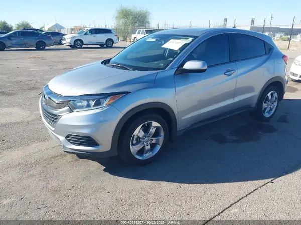 3CZRU6H3XKG724526 2019 HONDA HR-V - Image 2