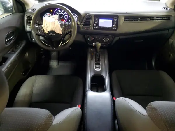 3CZRU6H3XKG726048 2019 HONDA HR-V - Image 8
