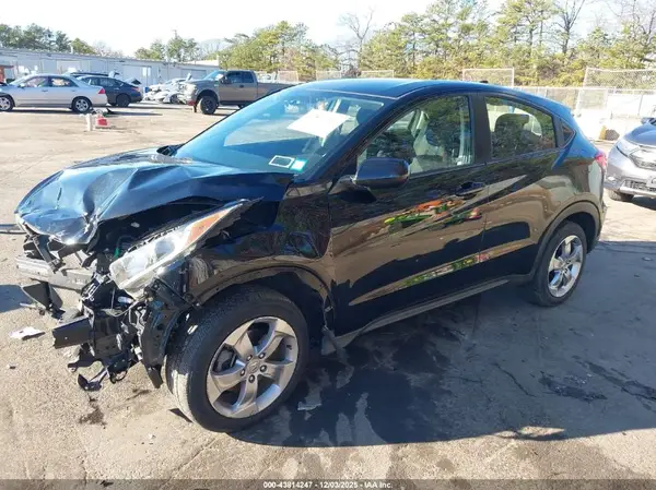 3CZRU6H3XKG726101 2019 HONDA HR-V - Image 2