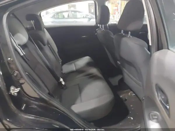 3CZRU6H3XKG726521 2019 HONDA HR-V - Image 8