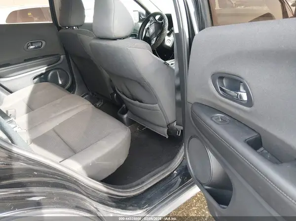 3CZRU6H3XKG728477 2019 HONDA HR-V - Image 8