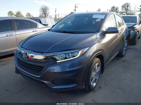 3CZRU6H3XKG732030 2019 HONDA HR-V - Image 2
