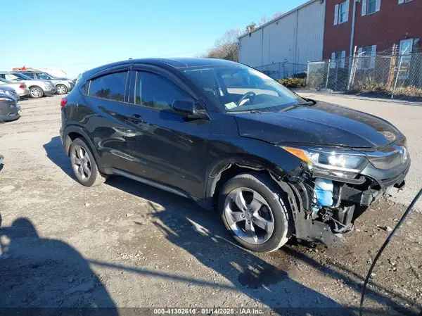 3CZRU6H3XKG734490 2019 HONDA HR-V - Image 1
