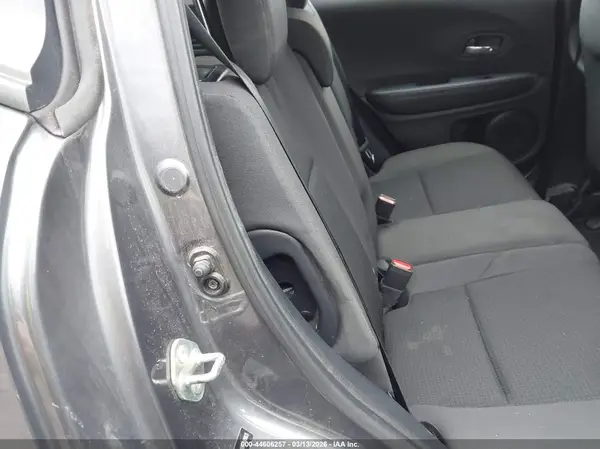 3CZRU6H3XKG734683 2019 HONDA HR-V - Image 8