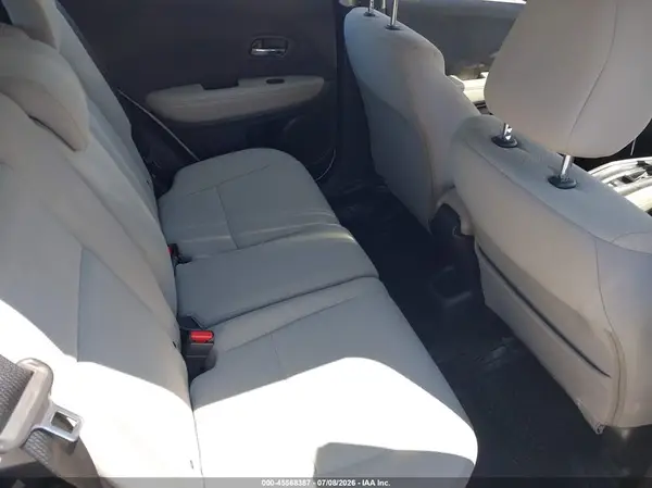 3CZRU6H3XKM718758 2019 HONDA HR-V - Image 8