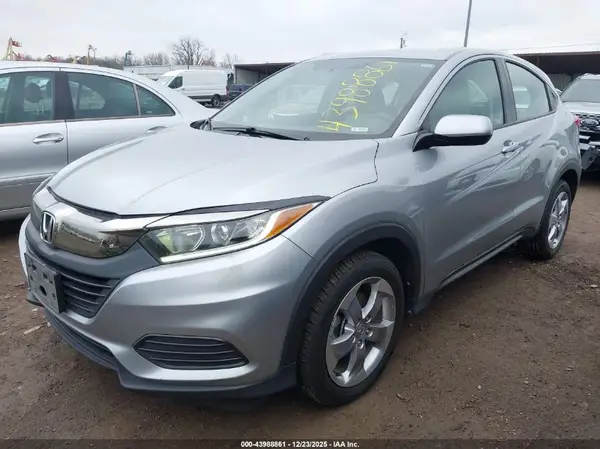 3CZRU6H3XKM727119 2019 HONDA HR-V - Image 2