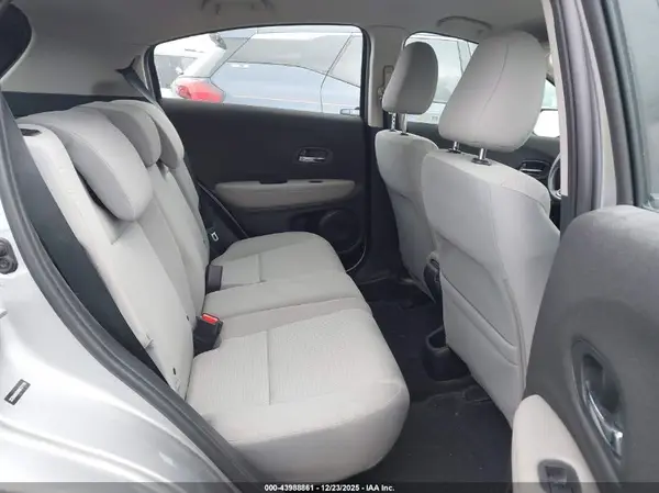 3CZRU6H3XKM727119 2019 HONDA HR-V - Image 8