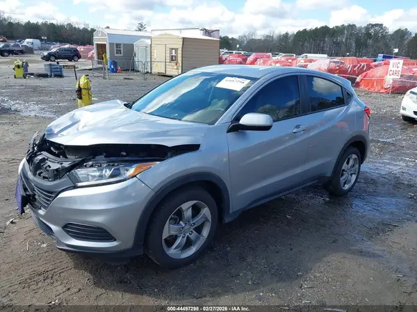 3CZRU6H3XLM709575 2020 HONDA HR-V - Image 2