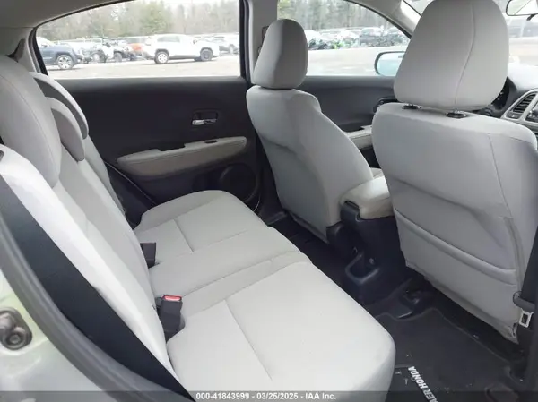 3CZRU6H3XLM709799 2020 HONDA HR-V - Image 8