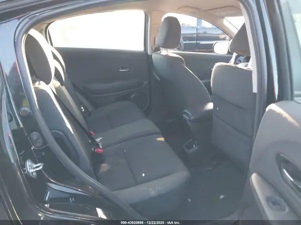 3CZRU6H3XLM710919 2020 HONDA HR-V - Image 8