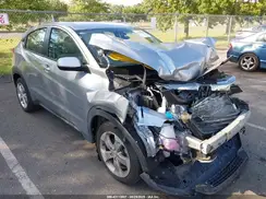 3CZRU6H3XLM714226 2020 HONDA HR-V