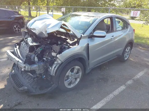 3CZRU6H3XLM714226 2020 HONDA HR-V - Image 2