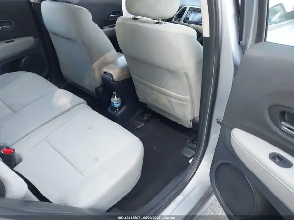 3CZRU6H3XLM714226 2020 HONDA HR-V - Image 8