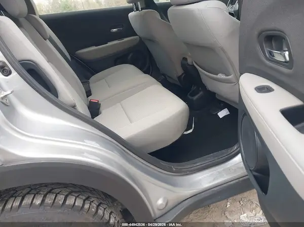 3CZRU6H3XMM701395 2021 HONDA HR-V - Image 8