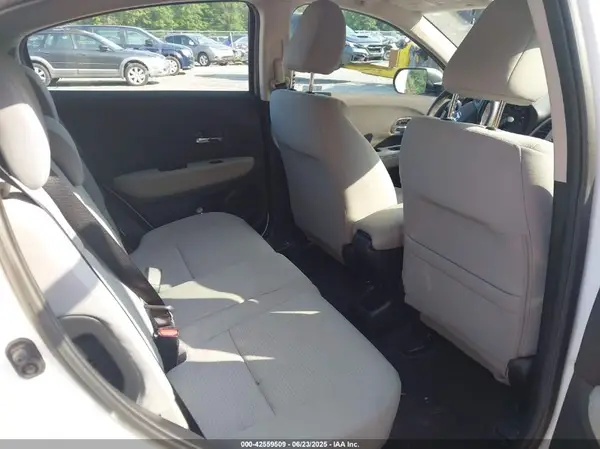 3CZRU6H3XMM716804 2021 HONDA HR-V - Image 8