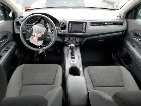 3CZRU6H3XMM721243 2021 HONDA HR-V - Image 8