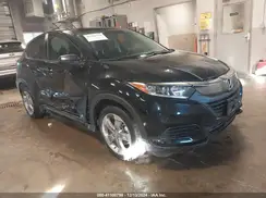 3CZRU6H3XMM732825 2021 HONDA HR-V