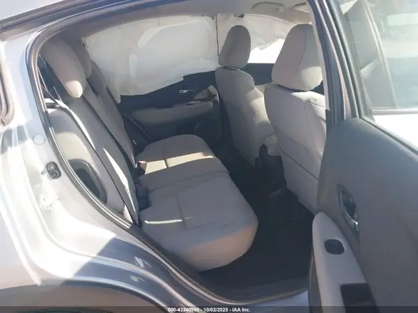 3CZRU6H3XMM753142 2021 HONDA HR-V - Image 8