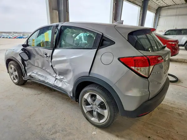 3CZRU6H3XNM748363 2022 HONDA HR-V - Image 2