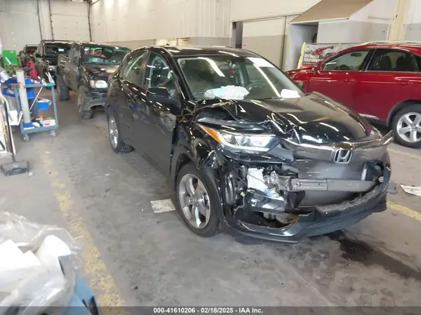 3CZRU6H3XNM749450 2022 HONDA HR-V - Image 1