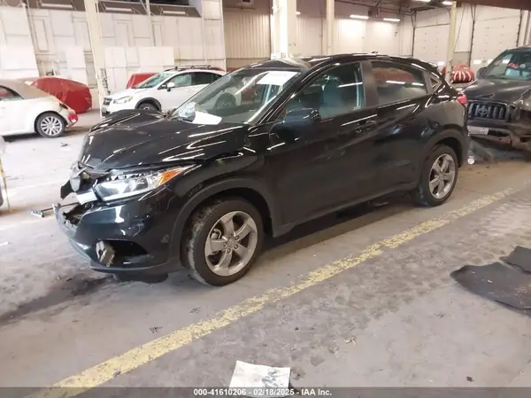 3CZRU6H3XNM749450 2022 HONDA HR-V - Image 2