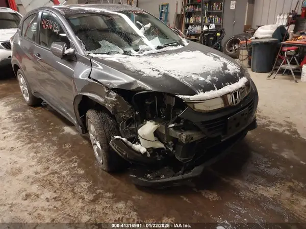 3CZRU6H3XNM754406 2022 HONDA HR-V - Image 1