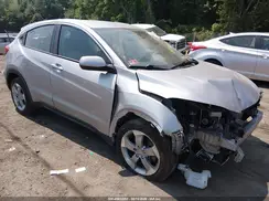 3CZRU6H3XNM759198 2022 HONDA HR-V