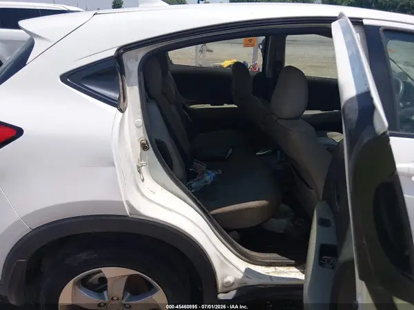 3CZRU6H3XNM762988 2022 HONDA HR-V - Image 8