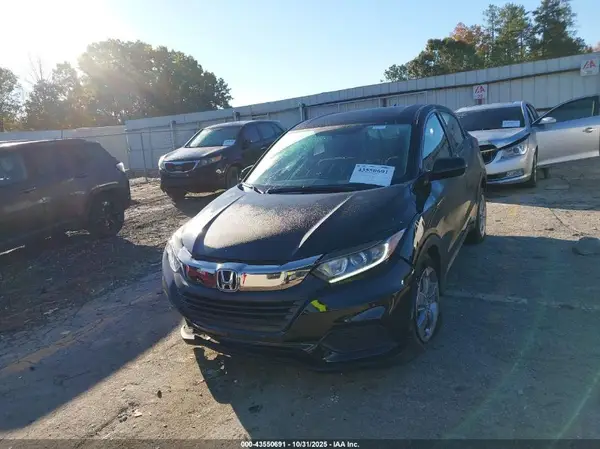 3CZRU6H3XNM766331 2022 HONDA HR-V - Image 2
