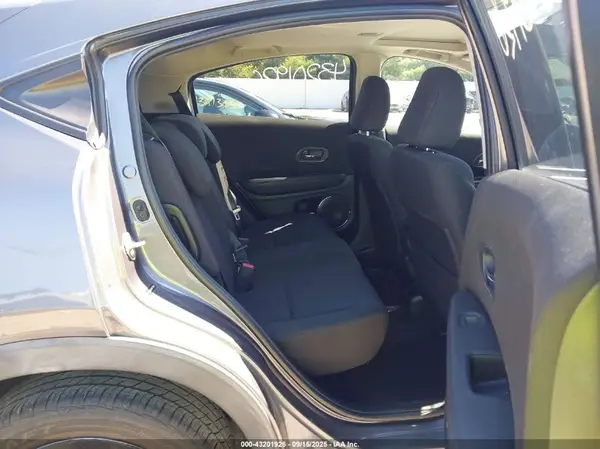 3CZRU6H50GM717904 2016 HONDA HR-V - Image 8