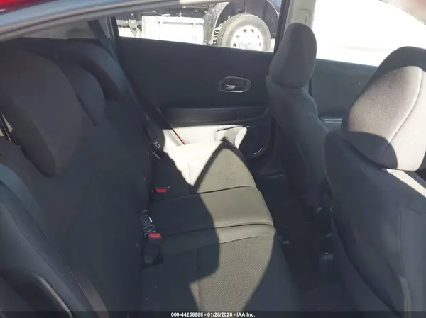 3CZRU6H50GM721368 2016 HONDA HR-V - Image 8