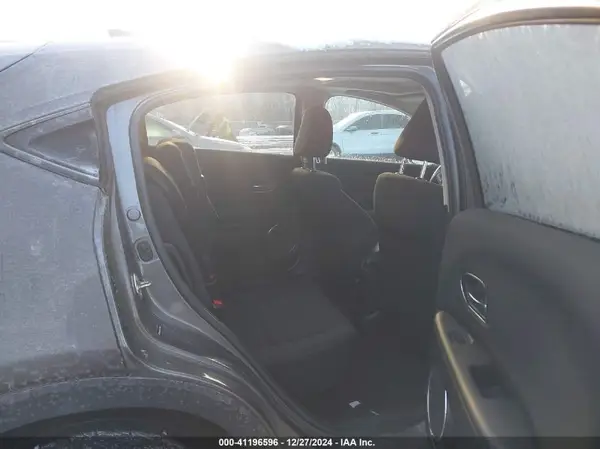 3CZRU6H50GM725565 2016 HONDA HR-V - Image 8