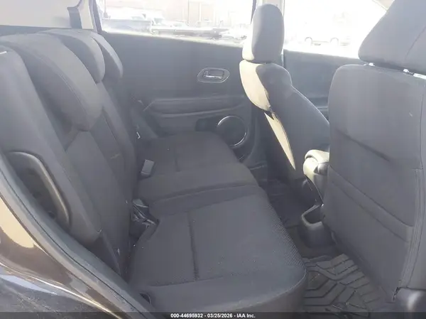 3CZRU6H50GM744679 2016 HONDA HR-V - Image 8