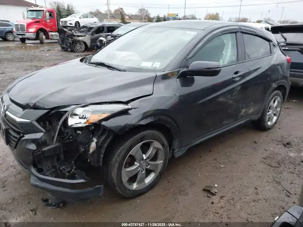 3CZRU6H50GM767671 2016 HONDA HR-V - Image 2