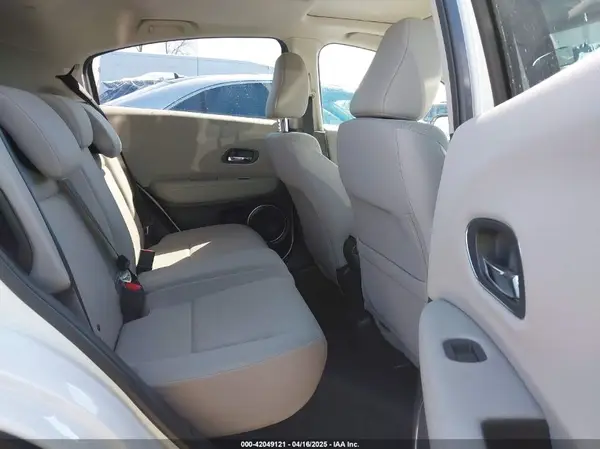 3CZRU6H50GM769386 2016 HONDA HR-V - Image 8