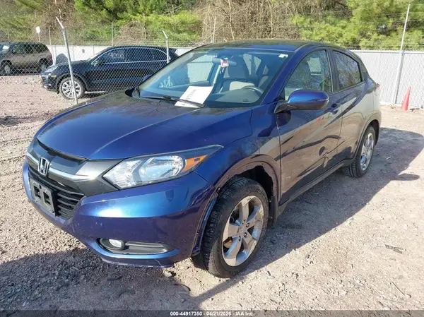 3CZRU6H50HG704358 2017 HONDA HR-V - Image 2