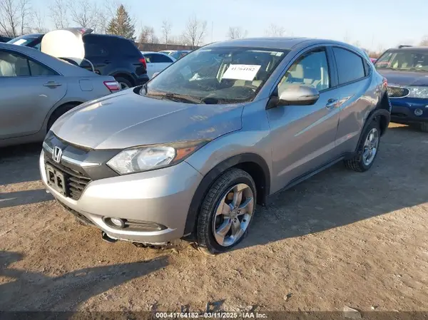 3CZRU6H50HG704456 2017 HONDA HR-V - Image 2