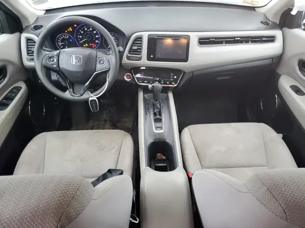 3CZRU6H50HM702756 2017 HONDA HR-V - Image 8