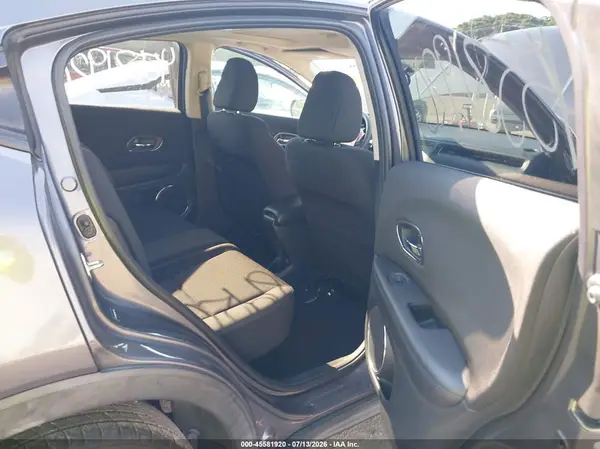 3CZRU6H50HM704491 2017 HONDA HR-V - Image 8
