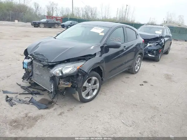 3CZRU6H50HM706127 2017 HONDA HR-V - Image 2