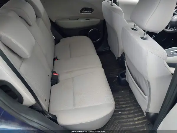 3CZRU6H50HM707102 2017 HONDA HR-V - Image 8