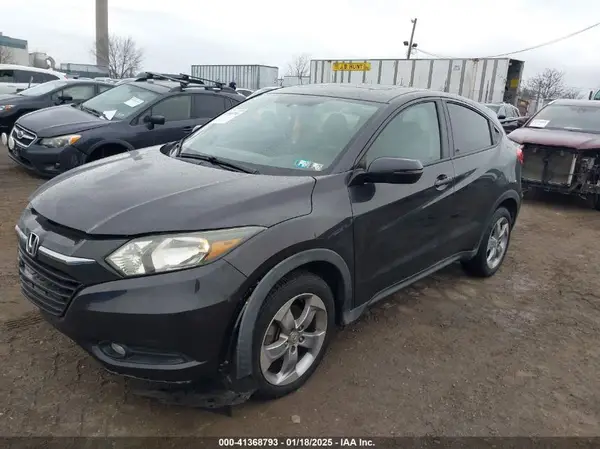 3CZRU6H50HM710596 2017 HONDA HR-V - Image 2