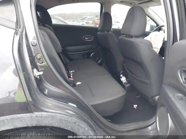 3CZRU6H50HM710596 2017 HONDA HR-V - Image 8