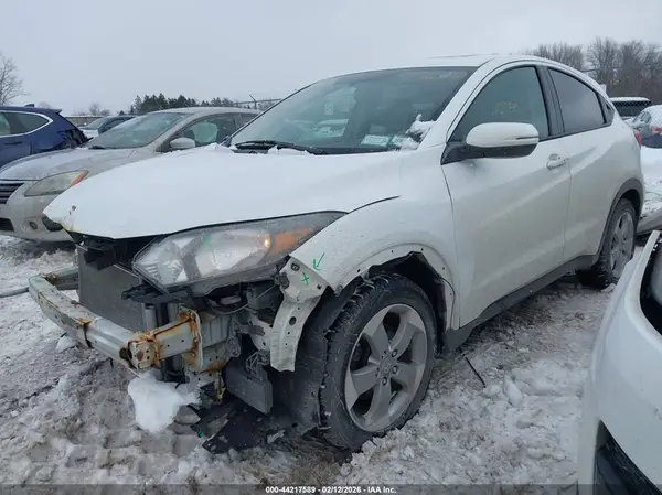 3CZRU6H50HM714812 2017 HONDA HR-V - Image 2