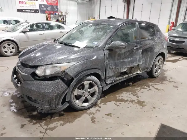 3CZRU6H50HM714941 2017 HONDA HR-V - Image 2