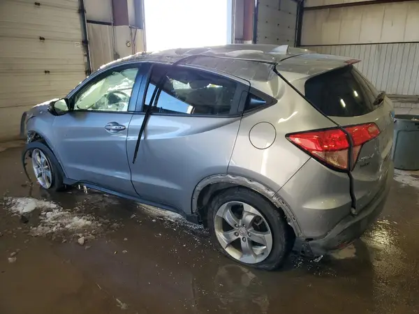 3CZRU6H50HM715068 2017 HONDA HR-V - Image 2